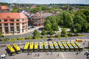 Autobusy Scania na Placu Zwycięstwa w Słupsku