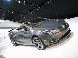 buick-cascada-na-super-bowl