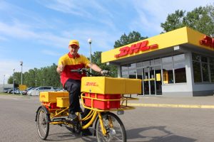 Rower DHL Parcel