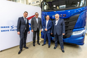 IVECO S-Way podpisanie umowy_2